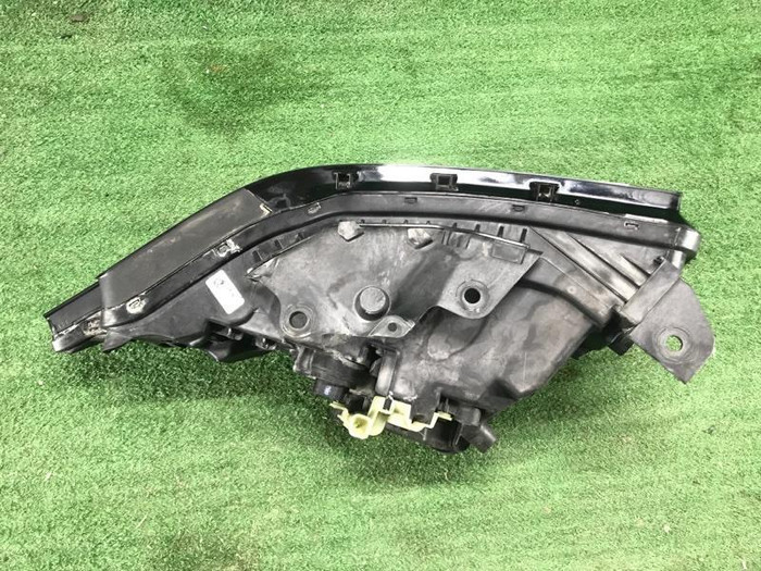 Фара левая Genesis G90 (2018-2022) LED