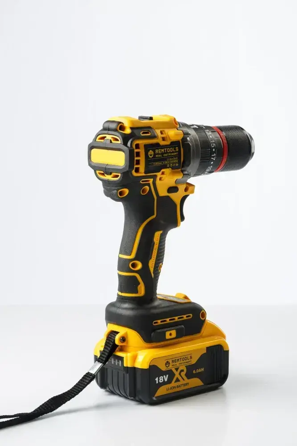Аккумуляторный дрель шуруповерт Remtools black , 18В 6A , 50Нм