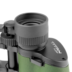 Бинокль Veber TITAN 7x32WP крупный план окуляра и фирменной надписи