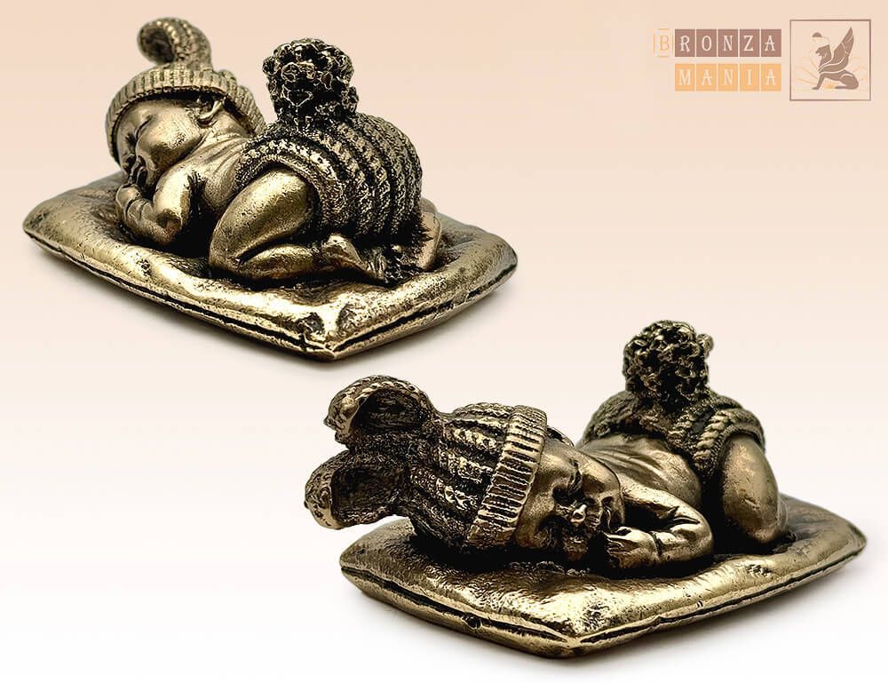 фигурка Ребенок спящий