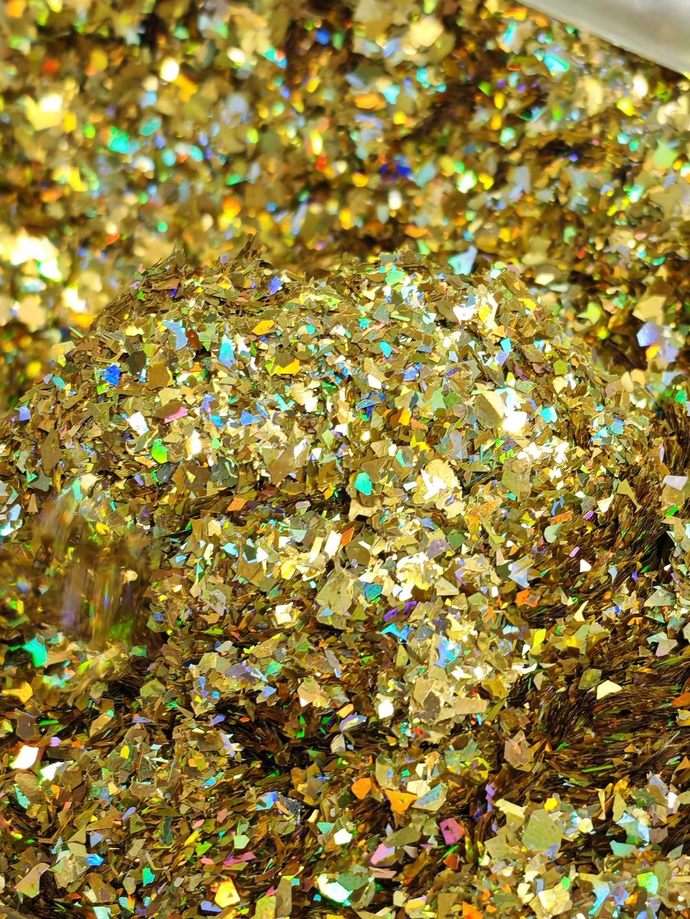 Хлопья - слюда 88807 Золото голографик - для литья изделий и творчества