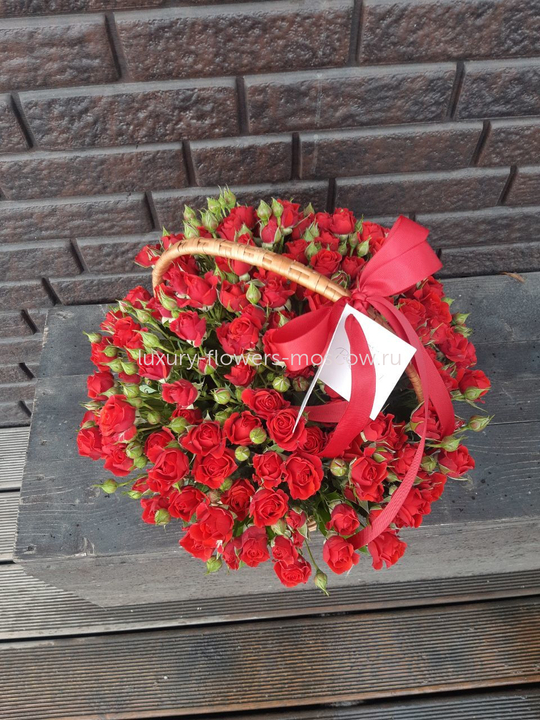 Мини корзина из кустовых