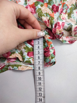 Комбинезон с цветочным принтом 42-44 размер