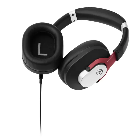 Austrian Audio Hi-X15