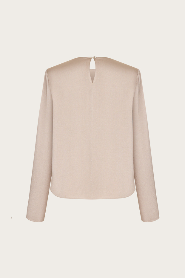 БЛУЗА ИЗ БЕЖЕВОГО ШЕЛКА