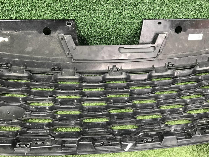 Решетка радиатора Range Rover Vogue 4 L405 (17-22)