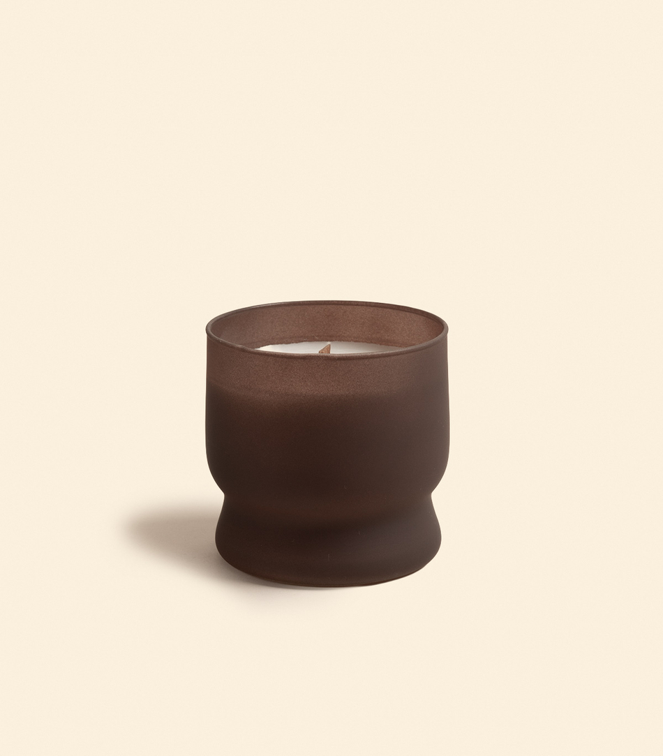 Свеча Wood Sonia brown
