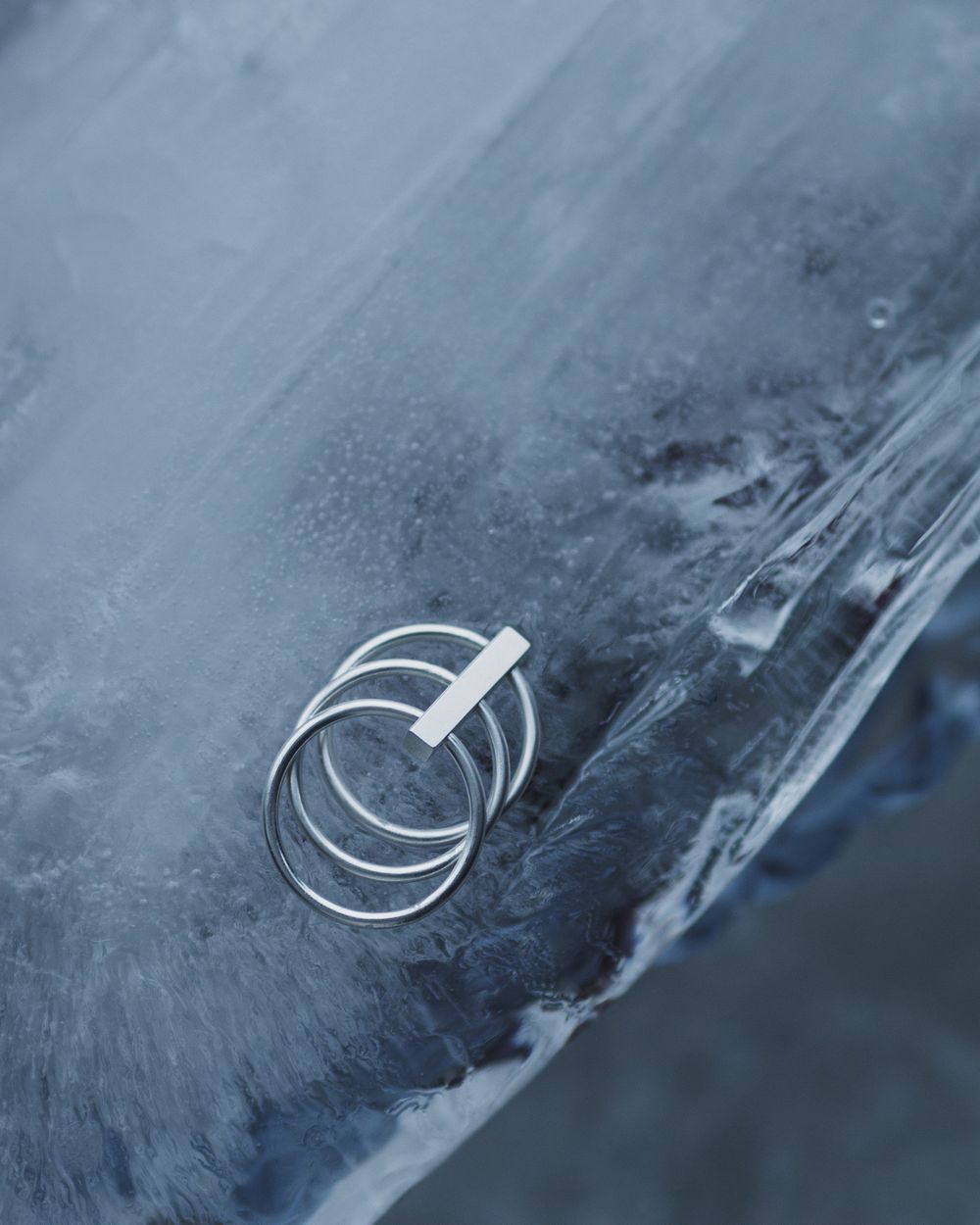 Кольцо Box and Hoop