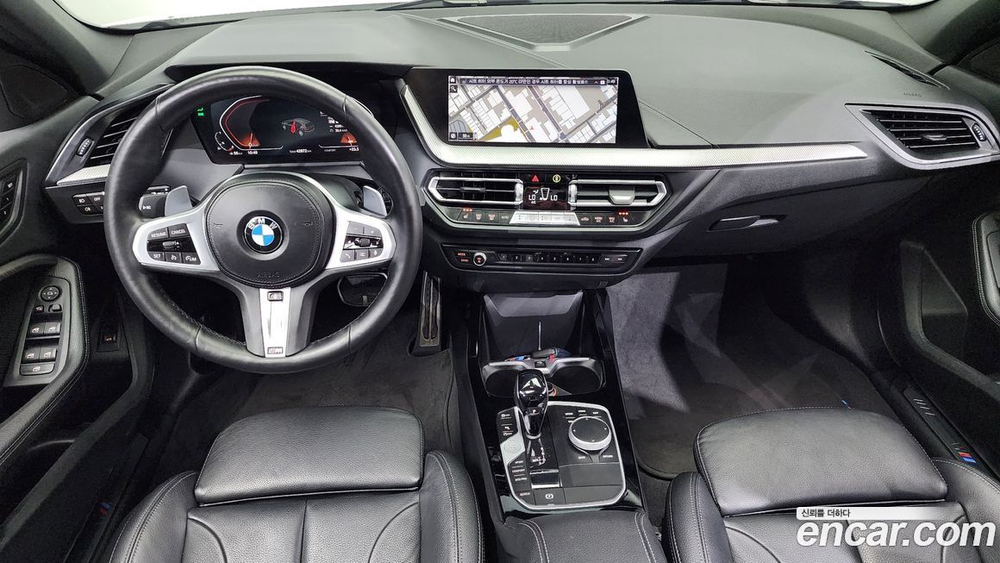 BMW 1 Series (F40) 120i M Sports (10.2021)
