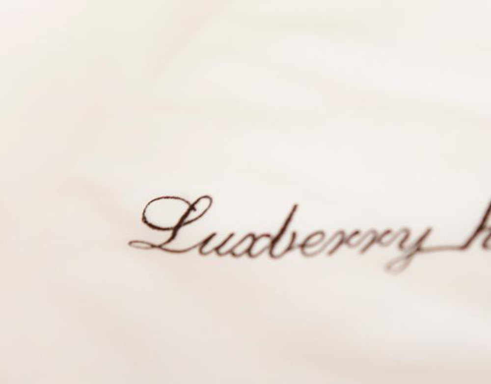 Элитный пододеяльник Luxberry Base от Luxberry надпись
