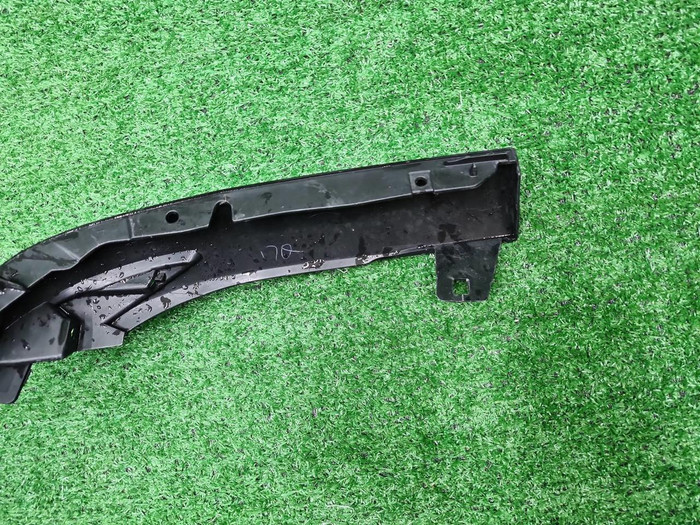 Накладка переднего бампера правая Lexus RX 4 19-22