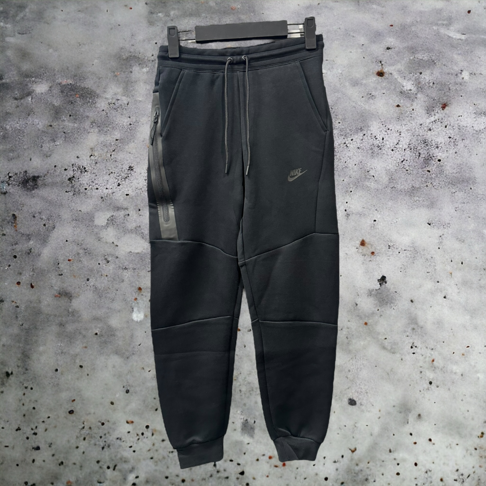 Штаны Nike Tech Fleece #2 • Черный