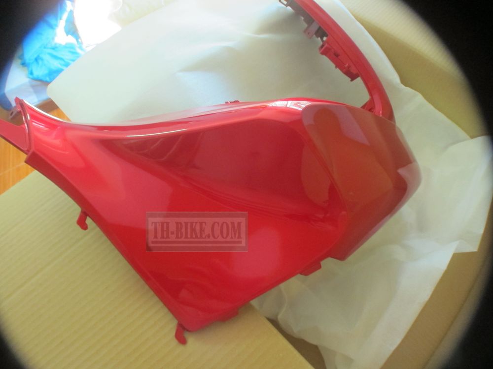 64501-KWN-902ZC. COVER, R. FR. *R340C*. Red . Honda PCX. (R340C CANDY ROSY RED)