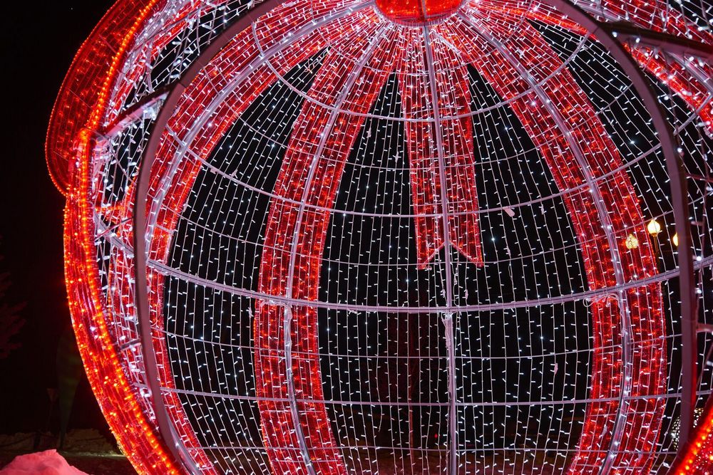 Светодиодный шар с бантом