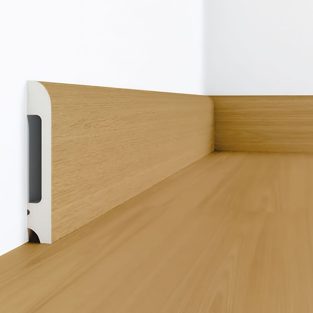 Плинтус дюрополимерный Solid UHD05/80 Дуб Медовый 80х13х2400 мм