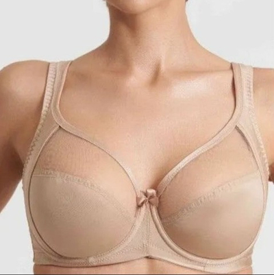 Бюстгальтер Мягкая чашка Бежевый Прибалтика