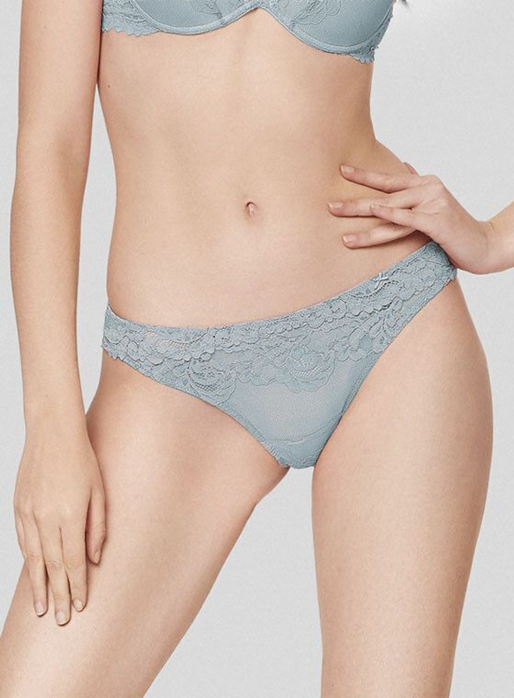 Комплект Pizzo Romantic: бюстгальтер-бралетт и трусики-бразилиана (Размер: 5B) (Цвет: красный)