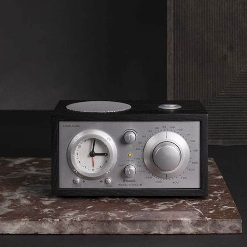 Tivoli Model Three BT Черный [Black] — радиоприемник с часами