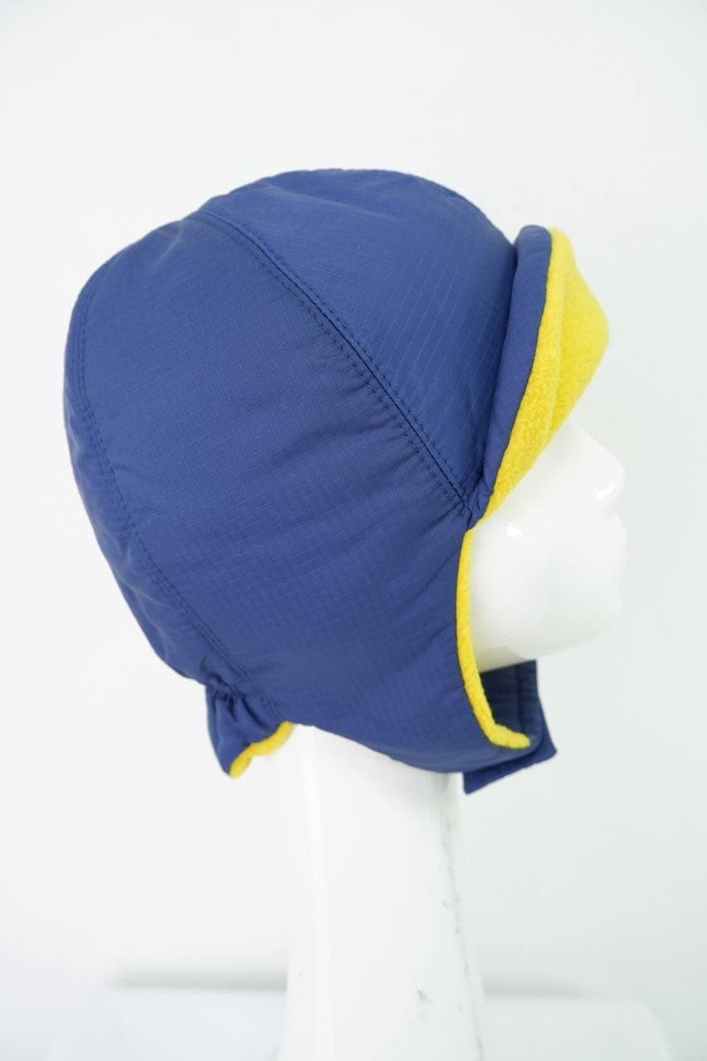 Шапка осенняя на 4-6 лет