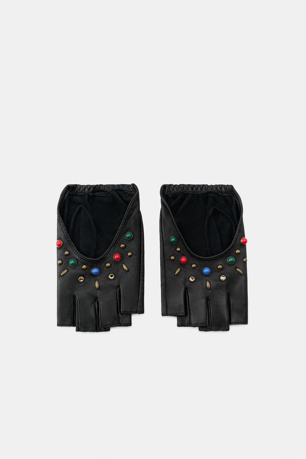 ZARA КОРОТКИЕ КОЖАНЫЕ МИТЕНКИ С ЗАКЛЕПКАМИ И КАМНЯМИ, ЧЕРНЫЙ