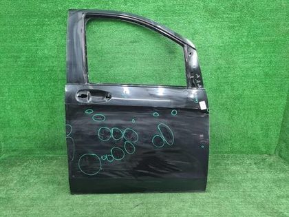 Дверь передняя правая Mercedes V W447 (2014-н.в.)