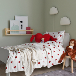 IKEA BARNDRÖM  (ИКЕА БАРНДРÖМ)  -  Пододеяльник и наволочка, бело-красный/сердечный рисунок, 150x200/50x60 см
