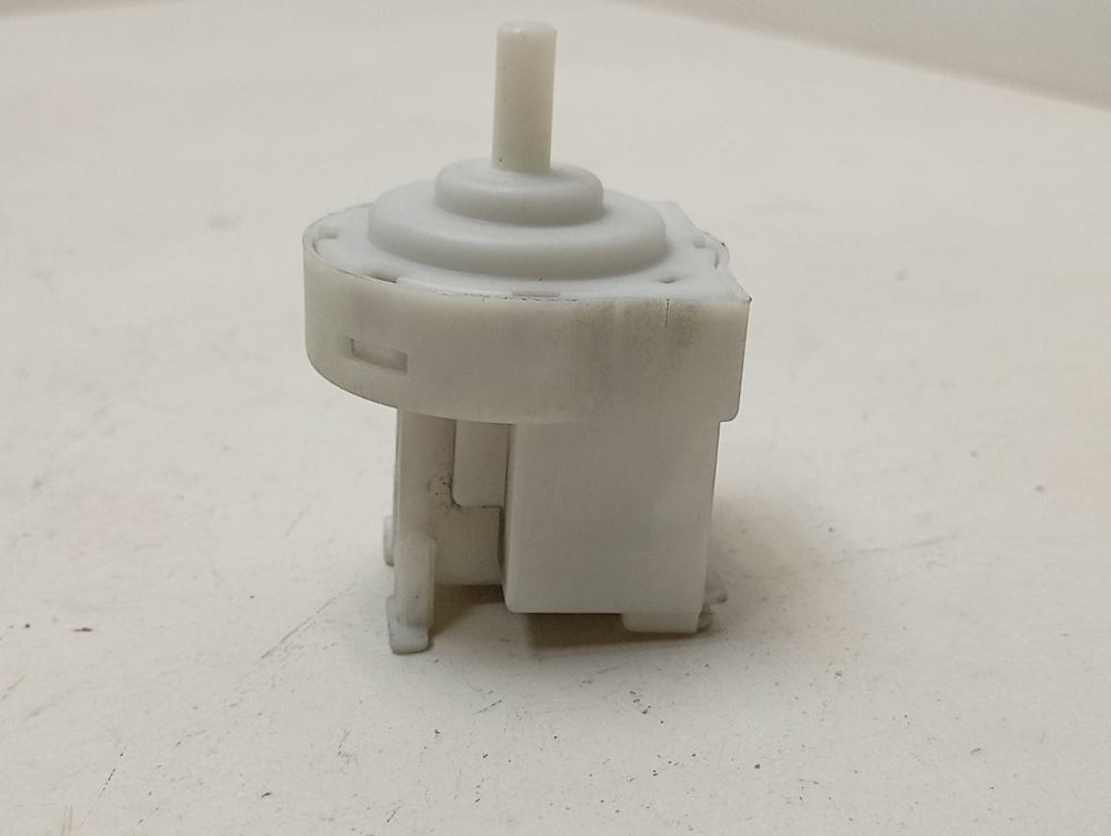 WLK24263OE/02 кт75 Датчик уровня воды люка для стиральной машины Bosch 9000709431 б/у