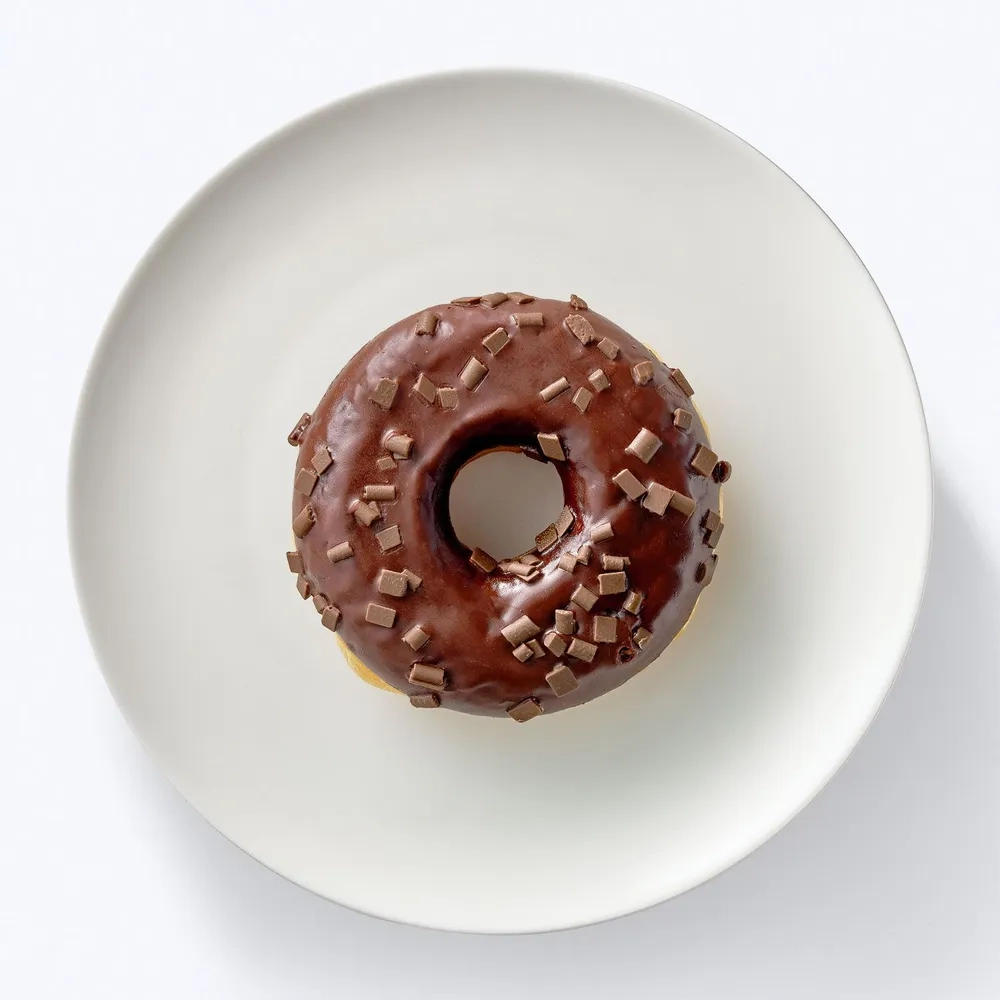 Донат шоколадный Bakerton c начинкой 67гр/36шт