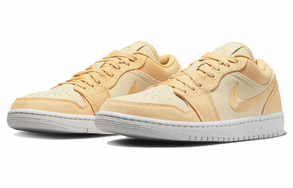 Кроссовки Jordan Air Jordan 1 Low Se "Canvas" (Женская размерная сетка)
