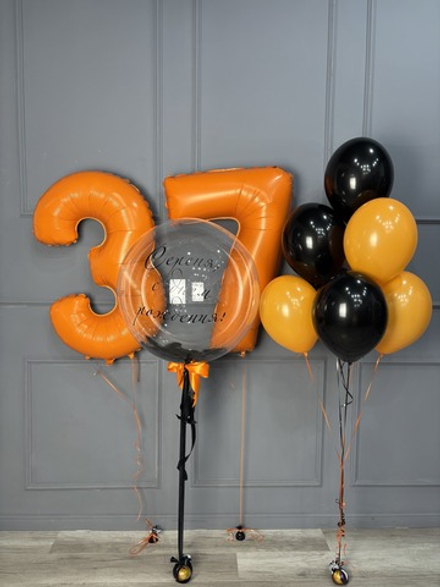 Композиция из шаров на юбилей 37
