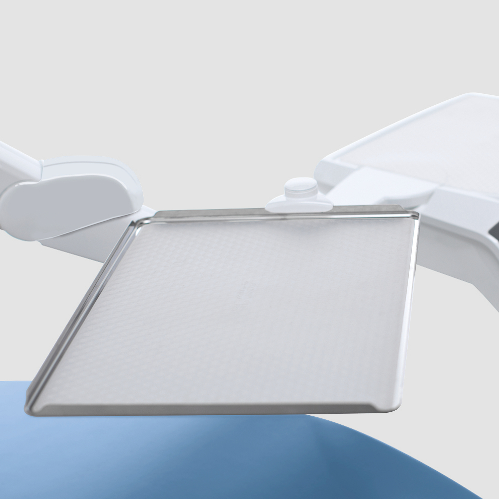 Стоматологическая установка Stern Weber S320 TR (эл.мотор, турбина, свет 50000 Лк)