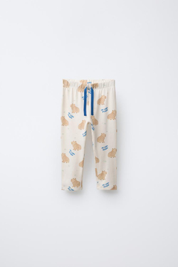 ZARA ПИЖАМА: ФУТБОЛКА И БРЮКИ С ПРИНТОМ «КАПИБАРЫ», РЫЖЕВАТО-КОРИЧНЕВЫЙ