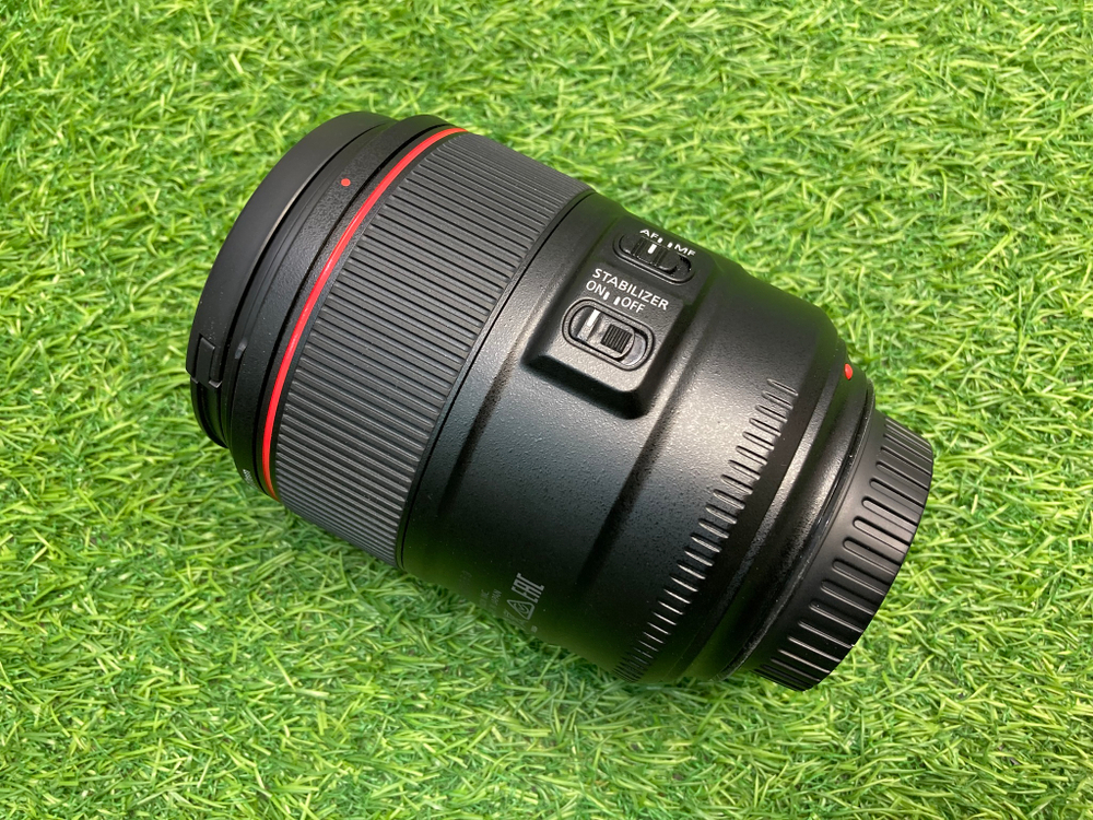 Canon EF 85mm 1.4L IS USM