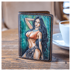 Кожаная обложка на паспорт «Шаманка» (фигура)