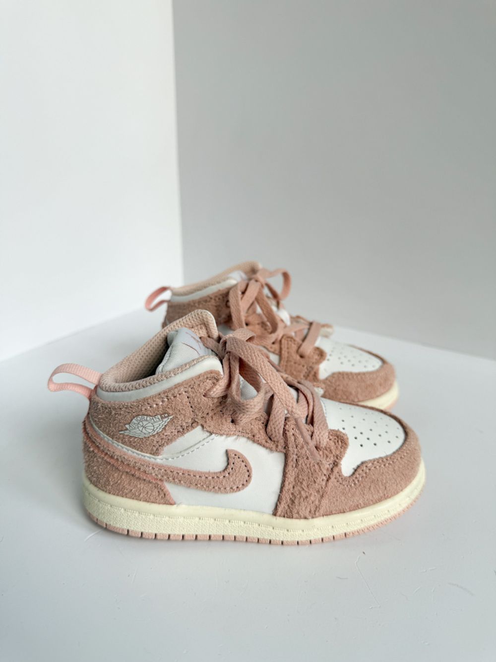 Комбинированные кроссовки Nike Air Jordan, 25