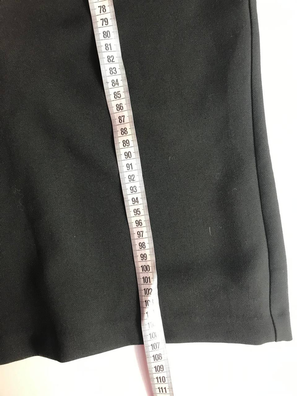 Платье для сдержанного и строгого образа, визуально на 44 размер, новое