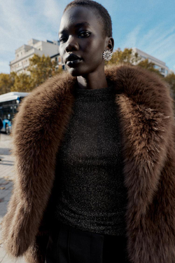 ZARA КОРОТКАЯ ШУБА ИЗ ИСКУССТВЕННОГО МЕХА, КОРИЧНЕВЫЙ