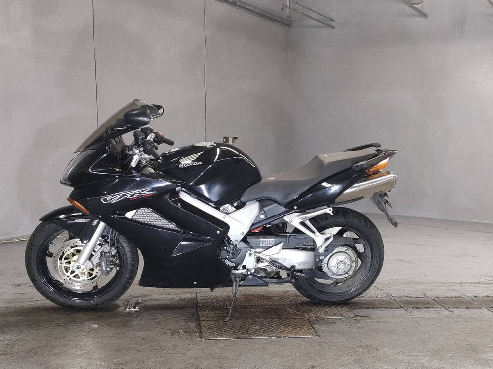 Honda VFR800F , 2003
