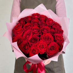 Букет из 25 красных роз. Букет 7127