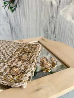 Декоративные металлические пуговицы на ножке