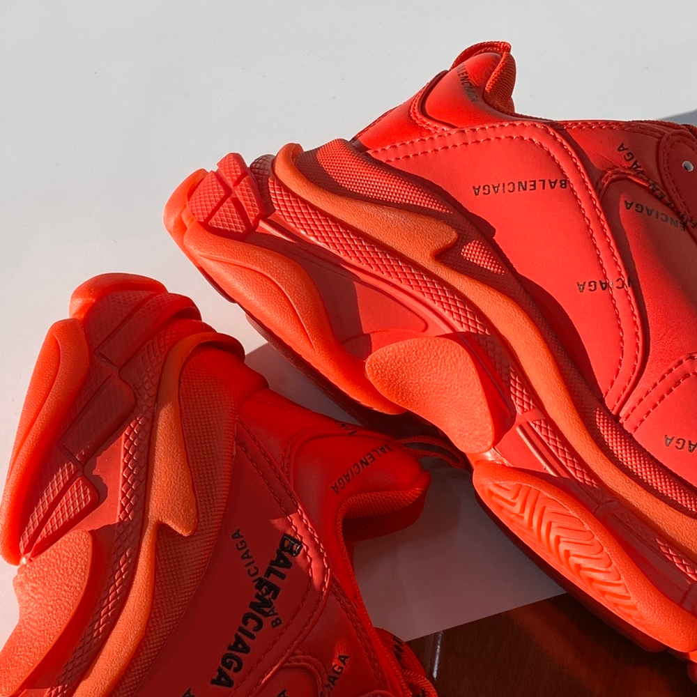 Balenciaga Triple S