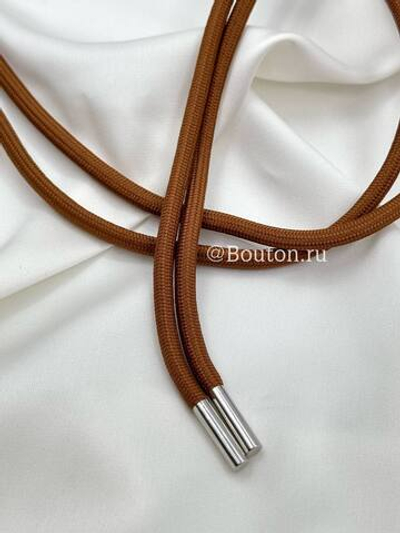 Шнур коричневый 1,35 м