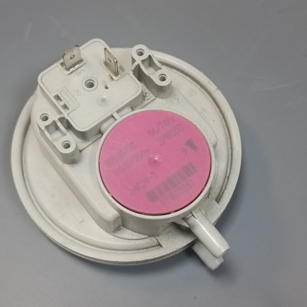 Б/У Пневмореле 94/74 для котлов BOSCH 4000, BUDERUS 042 арт. 87160112910