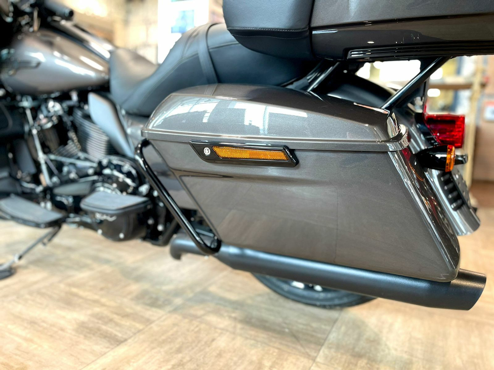 Ultra Limited 114 "Gray Haze" Harley-Davidson 2023