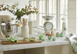Kitchen Craft - Шейкеры для соли и перца / артикул   KCSNPGLSGRN  / GTIN 5057982050412