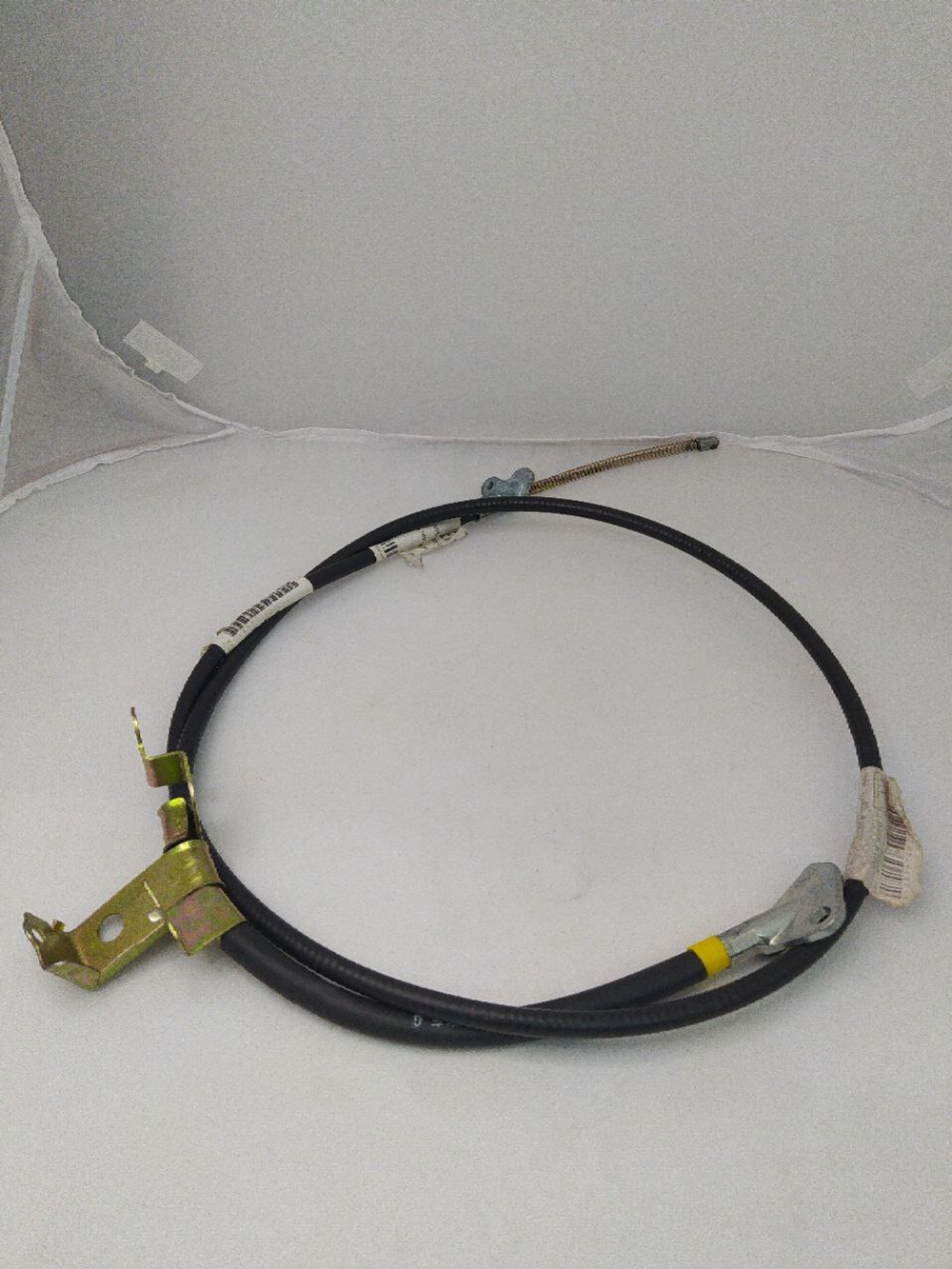 Трос ручного тормоза правый 1014001819 Geely MK, MK Cross