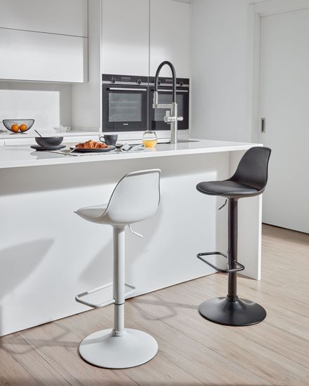 Барный стул Orlando-T - черная искусственная кожа и черная матовая сталь 60-82 см Испания