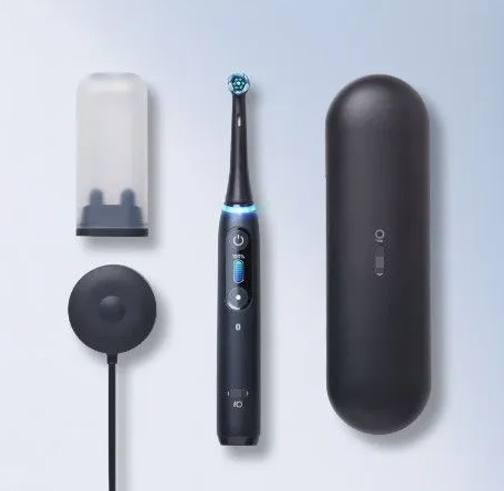 Электрическая зубная щетка Oral-B iO Series 9n, черный оникс
