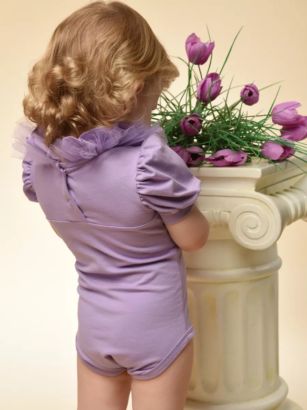 Боди с декоративным воротничком