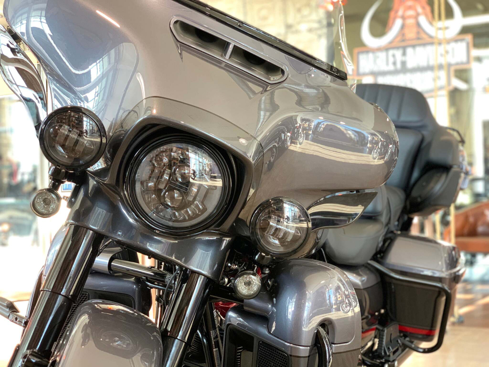 CVO™ Limited® (FLHTKSE), 2020 Harley-Davidson